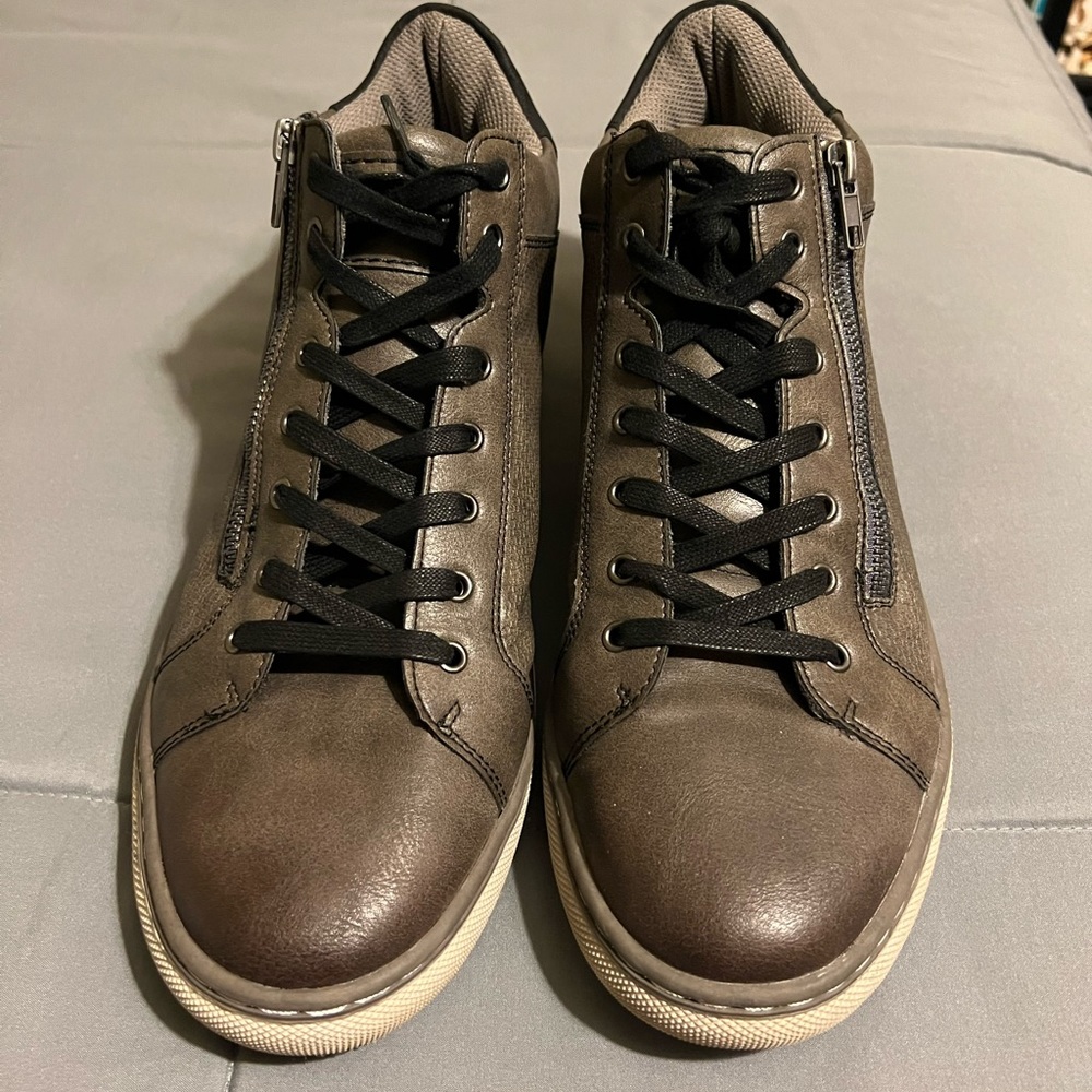 GH Bass & Co Mens sneakers